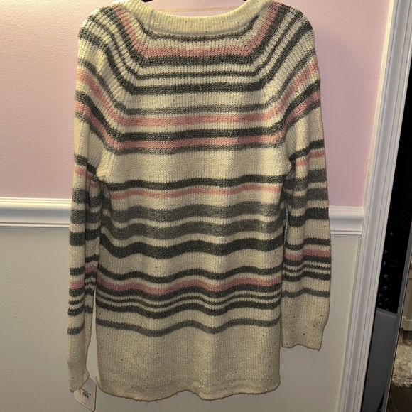 Isabel Maternity White Pink and Gray Striped Sweater in Large - Picture 7 of 8